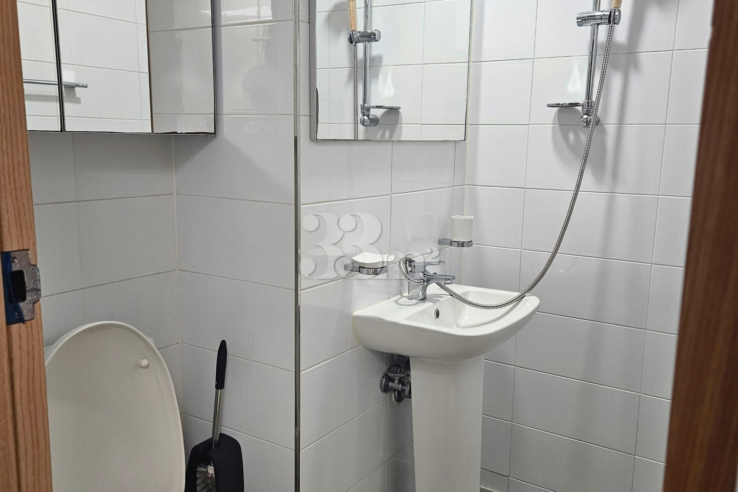 Spacious studio apartment, 5 minutes from Pye 8th image