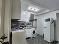 Best 3-Room Apartment near Sinnonhyeon & Eonj 10th image