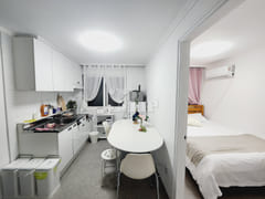 #10 Hapjeong Hongdae 2-room 3-bed 0th image