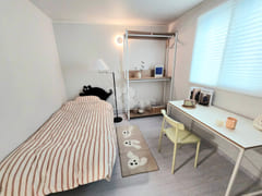 Room 204 2th image