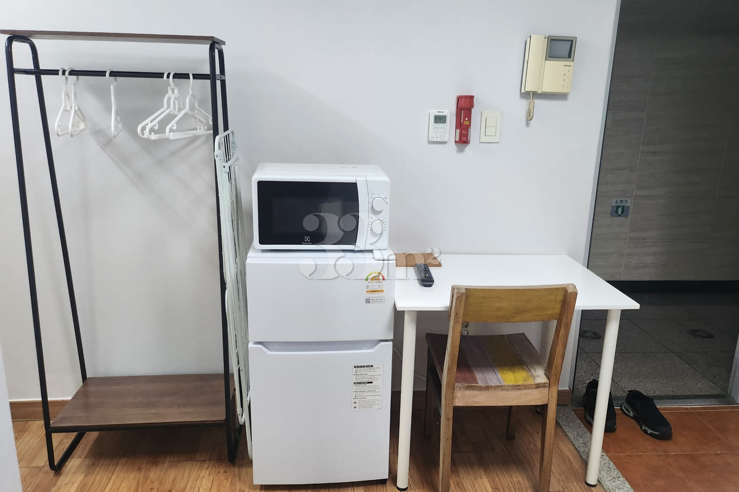 Single Room, Parking, Special Price 1th image