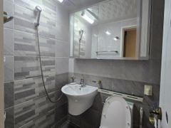 Clean two-room apartment near Yeonsinnae Stat 10th image