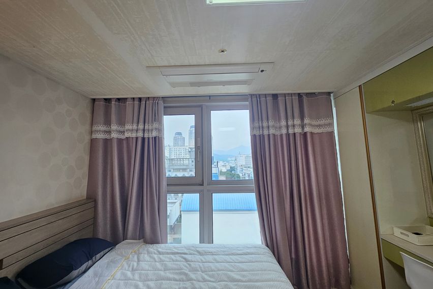 별똥별하우스 사이8층