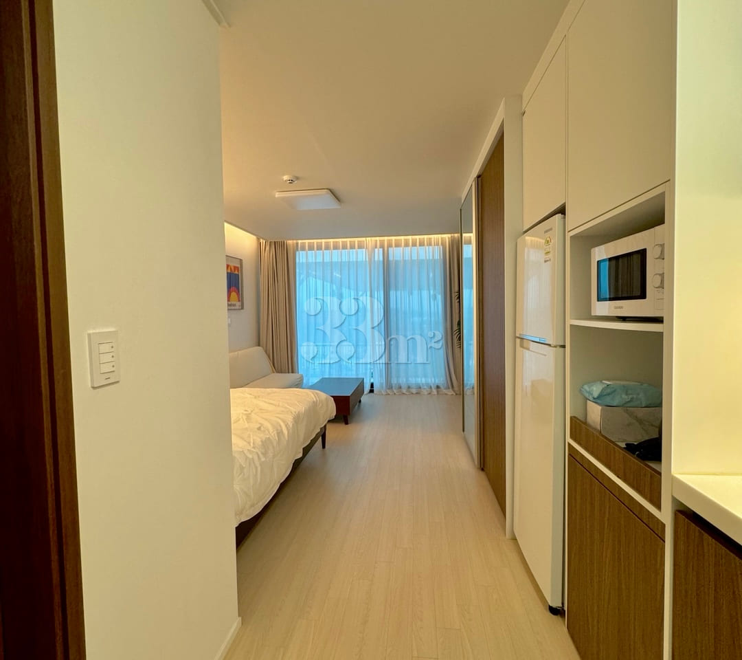 Short-term rental: Newly built, fully furnish 0th image