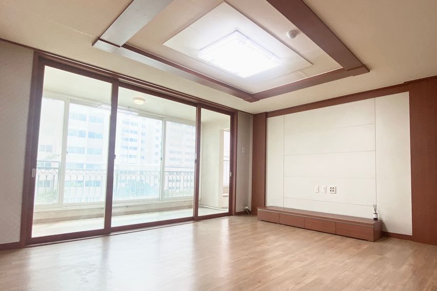 행복나무🍀35평아파트 0번째 이미지