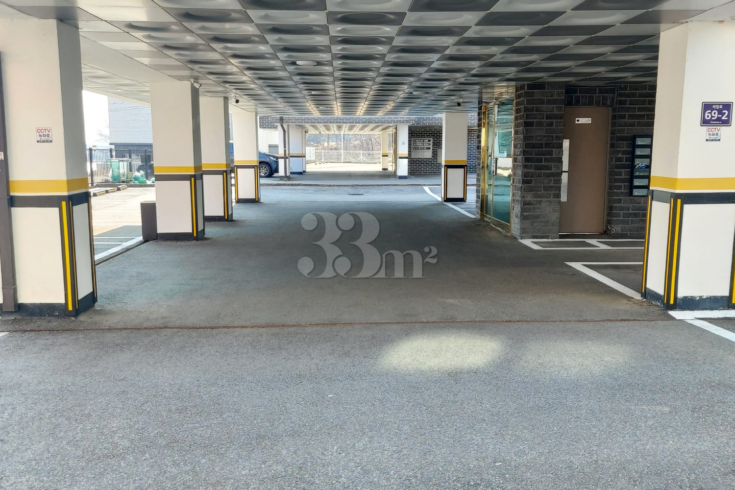 Affordable studio apartment near Innovation C 13th image