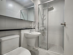 Brand-new, spacious two-room unit; parking av 12th image