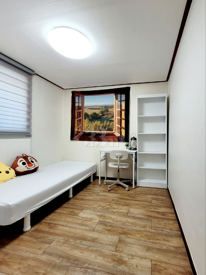 Fully furnished studio apartment near Seoul N 0th image