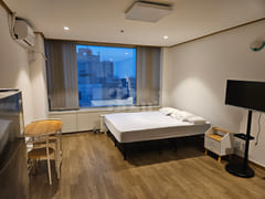 View from a high floor at Shinchon Le Meilleu 0th image