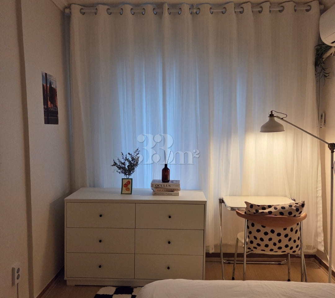 3 minutes from Hapjeong Station, Hongdae, Man 6th image