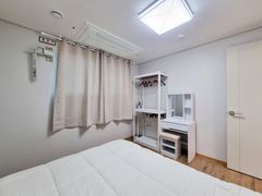 [Sinjeongnegeori Station] 2-room 7th image