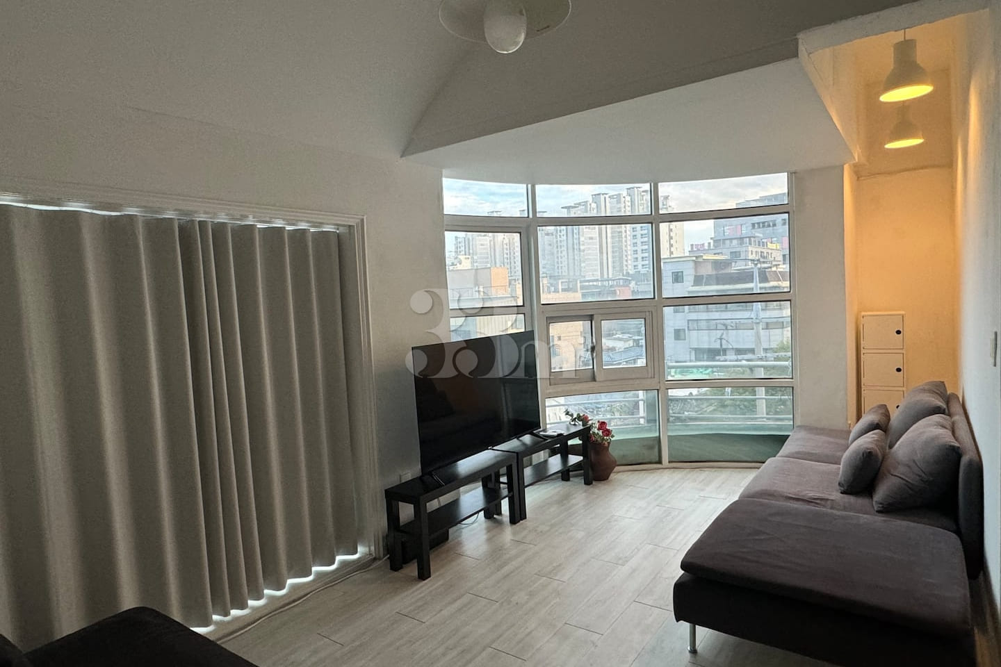 4-bedroom duplex with a spacious park view 16th image