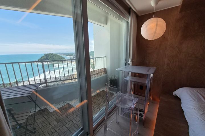 Jukdo Surfing – Duplex with Terrace 12th image
