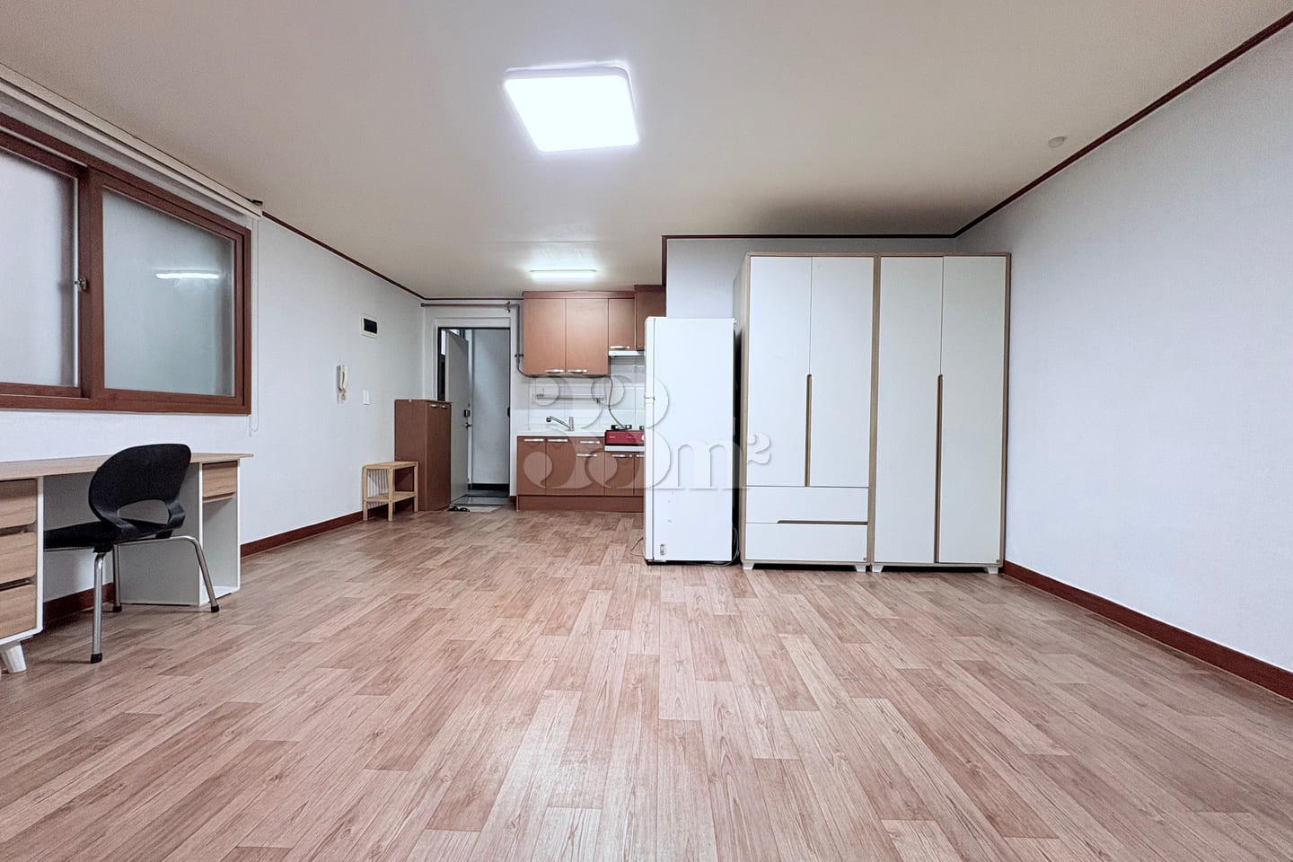 Large studio apartment near Deokgye Station i 1th image