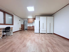 Large studio apartment near Deokgye Station i 1th image