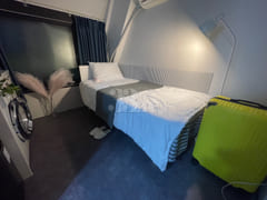 Raum Suite 502 19th image