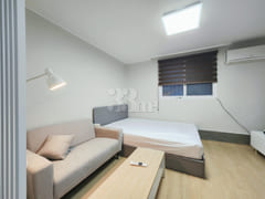 Fully furnished studio, 7-minute walk from Se 6th image