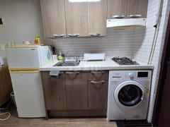 6 minutes from Suwon City Hall Station, 5 fre 4th image