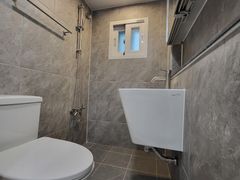Room 206 1th image