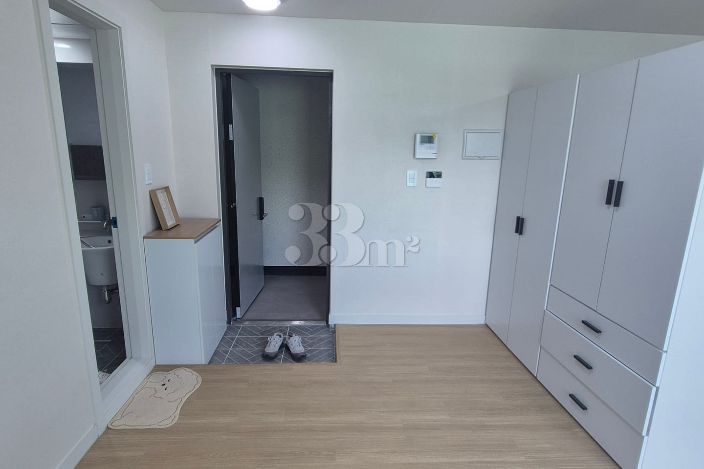 Newly built studio apartment near Chowol Stat 2th image