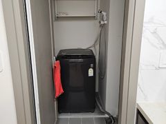 Two small rooms 7th image