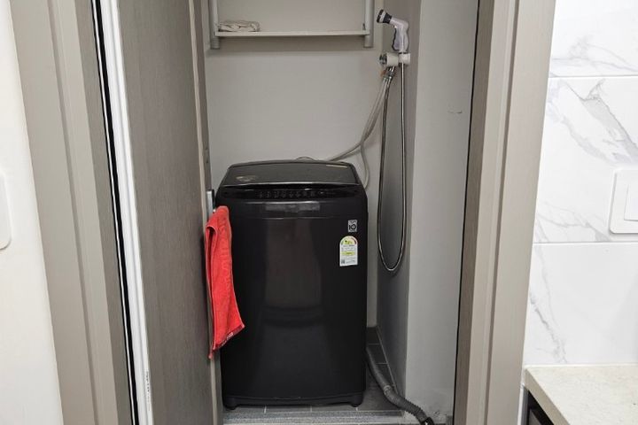 Two small rooms 7th image