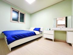 Fully furnished two-bedroom apartment near Mu 10th image