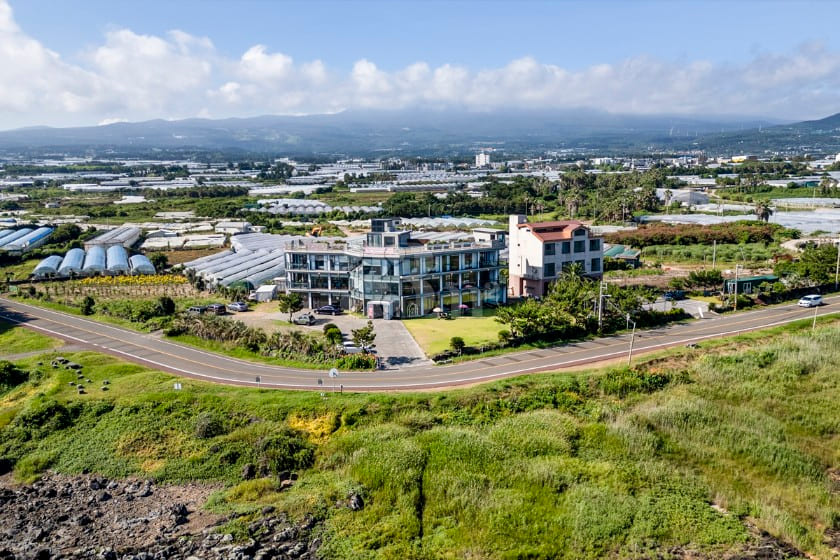 Seogwipo's Best Ocean View Studio 2th image