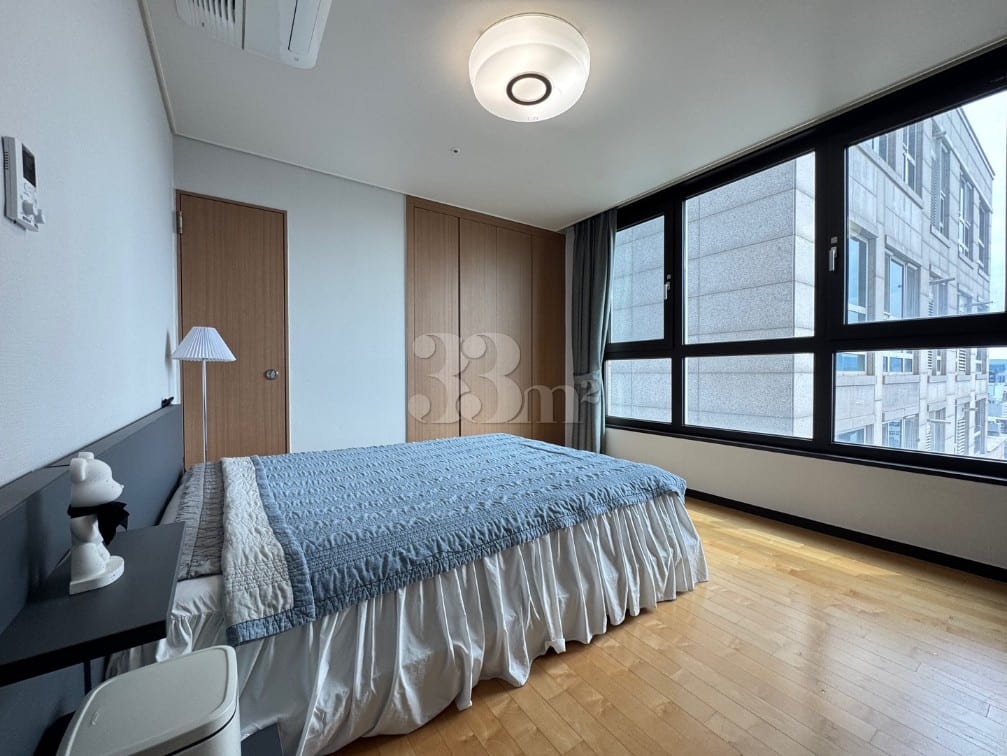 Fully furnished 2-room apartment near Gangnam 4th image