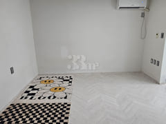 A studio apartment perfect for one person. 2th image