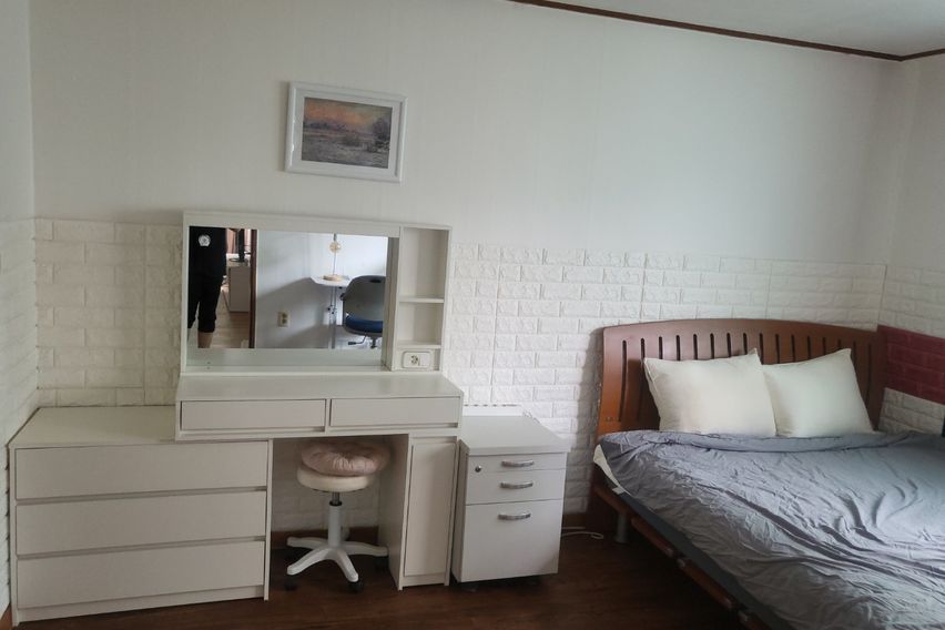 우장산역 봄날 하우스B