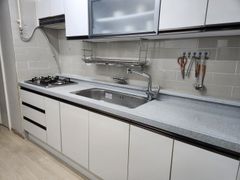 Apartments near Bucheon City Hall in Sinjung- 10th image