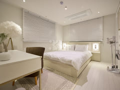 5th floor, 4 beds for 4 people + 2 bathrooms 1th image