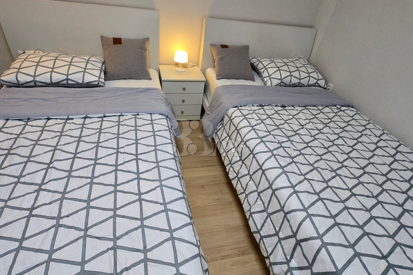 Bedroom & Living Room ♥️ Business Trip 🎄 1.5 0th image