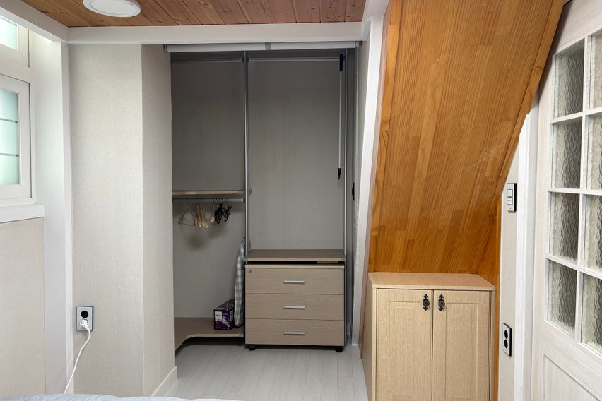 Room No. 301 6번째 이미지