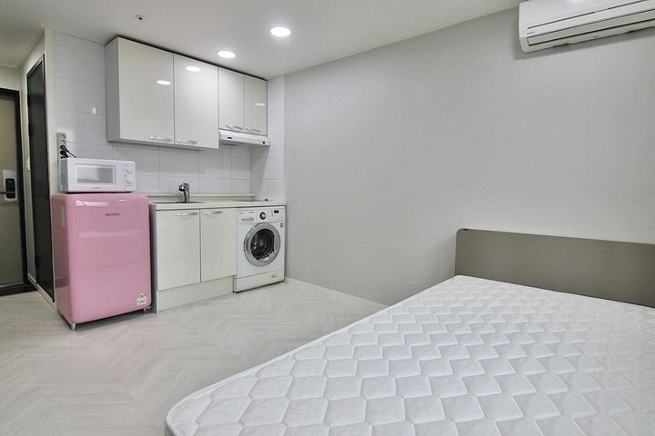 42 홍대 대로변 원룸 7번째 이미지