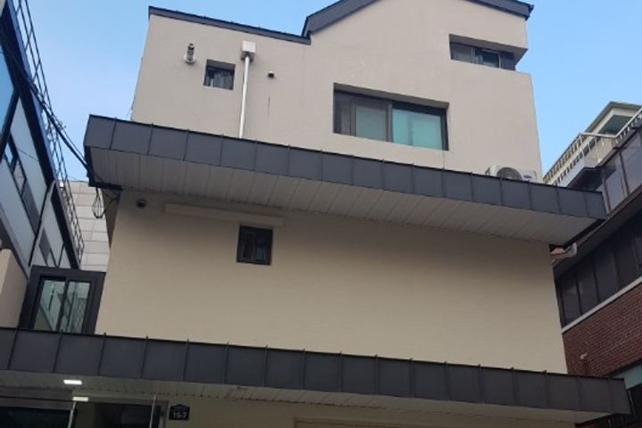 Two-bedroom apartment near Nine One Hannam~ 0th image