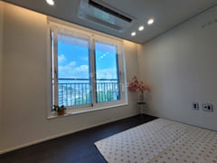 3-room unit near Suwon Station and Maegyo Sta 0th image
