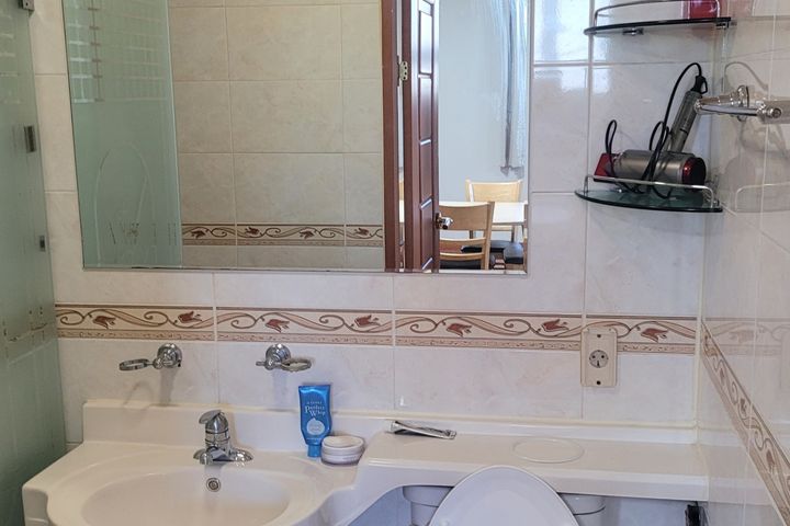 Studio with a view, sleeps 4 7th image