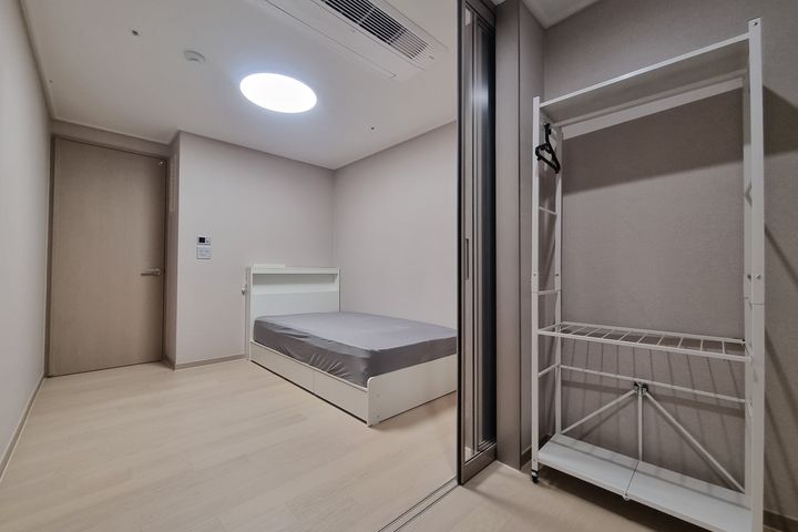 부산역 북항친수공원 앞 9번째 이미지