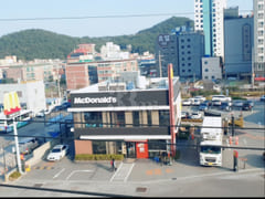 Songjeong's Best Location Apartment ♡ 10th image