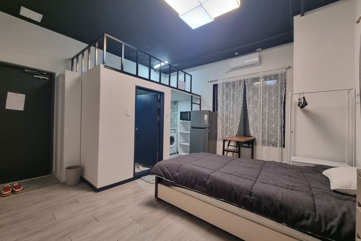 Single Bed Studio C 1th image