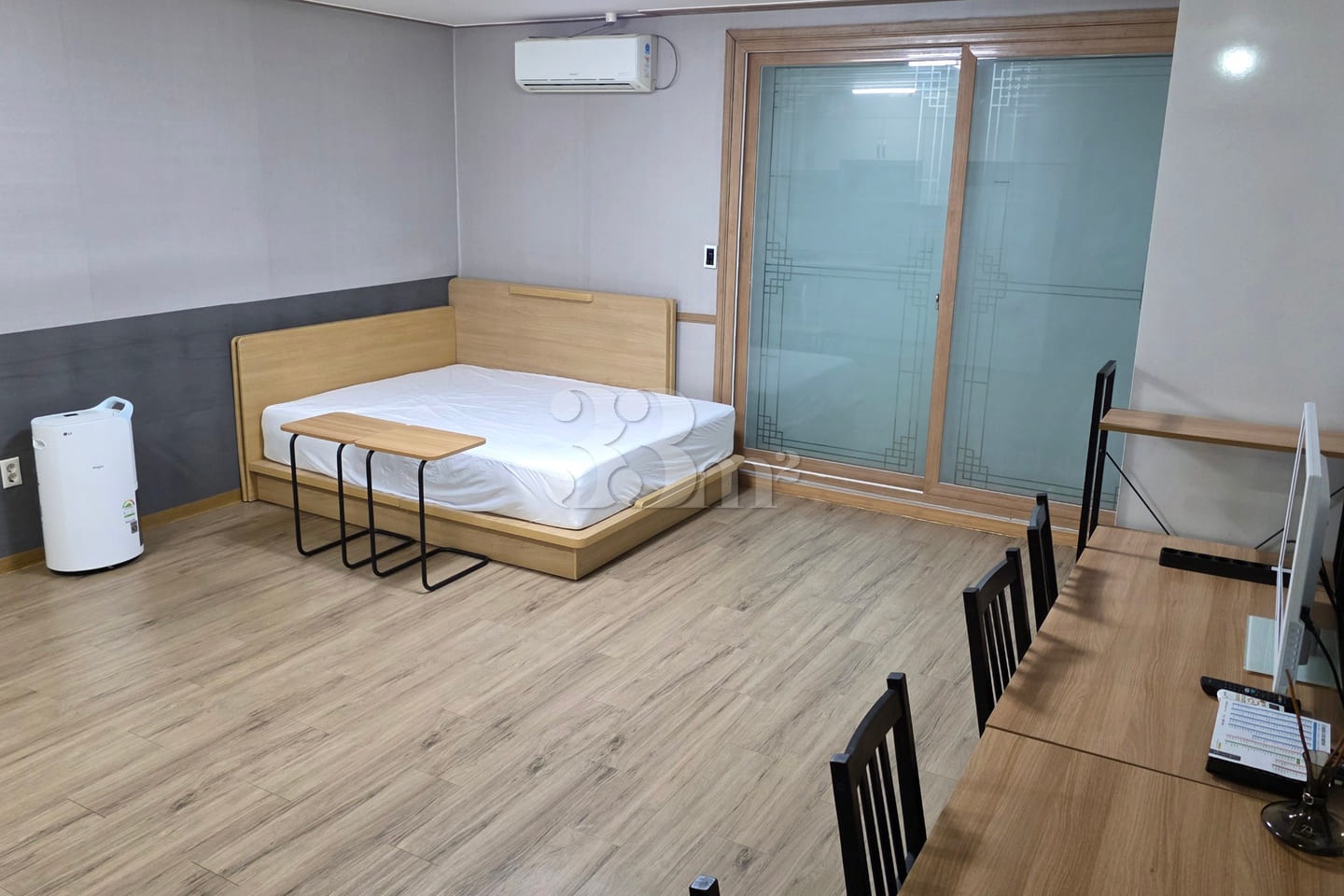 Spacious, fully-furnished room near Seoul Sta 0th image