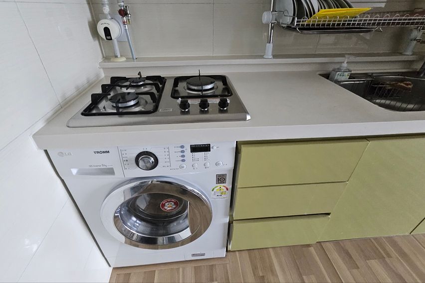 별똥별하우스 사이7층