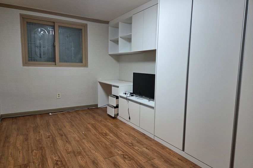 엘림빌 201호(큰방) 0번째 이미지