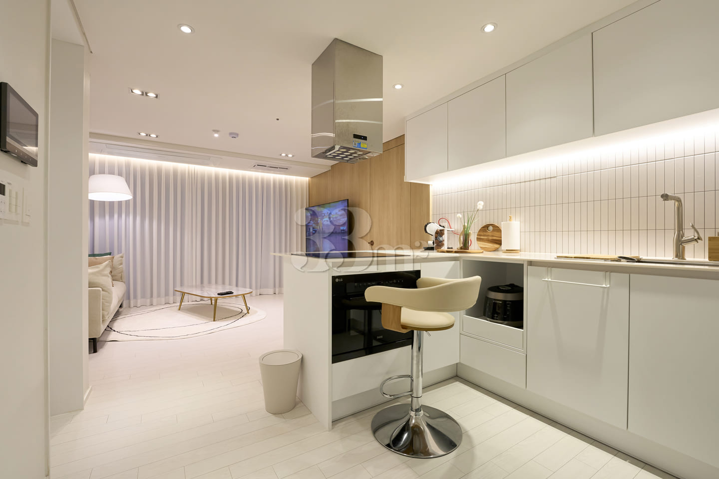 5th floor, 4 beds for 4 people + 2 bathrooms 11th image