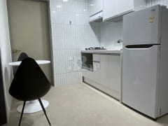 Clean two-room apartment, 10 minutes from G-W 6th image
