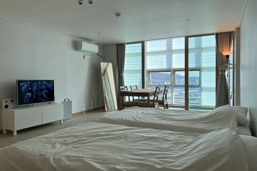 OPEN, 광명테크노