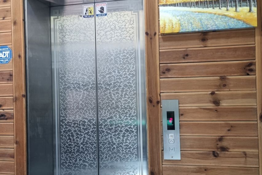 #대학마을202호^^