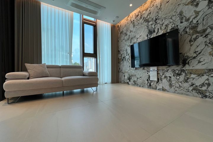 Luxury 1.5-room apartment, 2 minutes from Gan 4th image